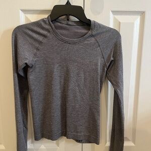 Striped lululemon swiftly tech race length!!